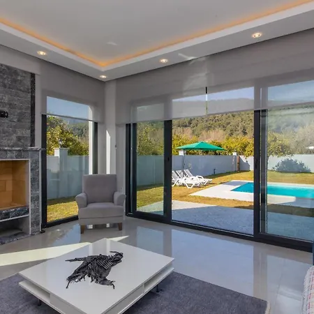 Yamac Atakoy Daily Weekly Villa *